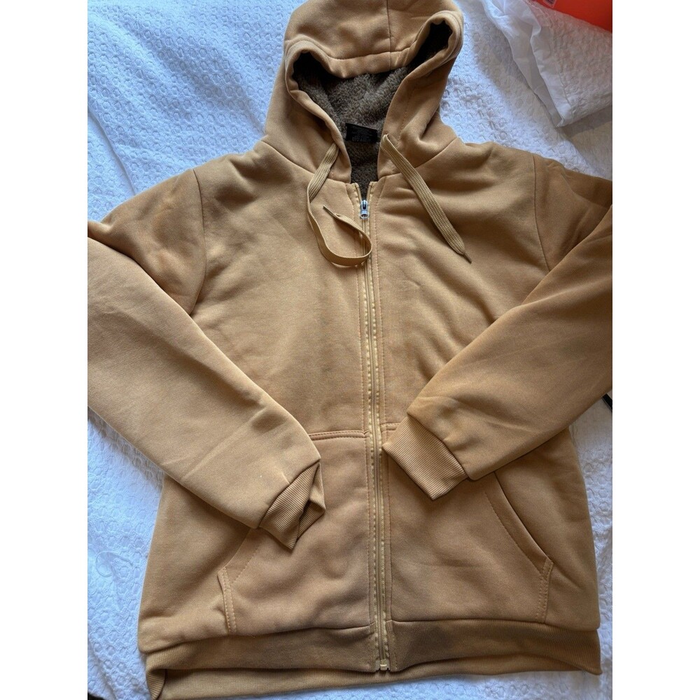 Range Men’s Size Large NWT Zip Up Hooded Pullover Tan With Sherpa Lining